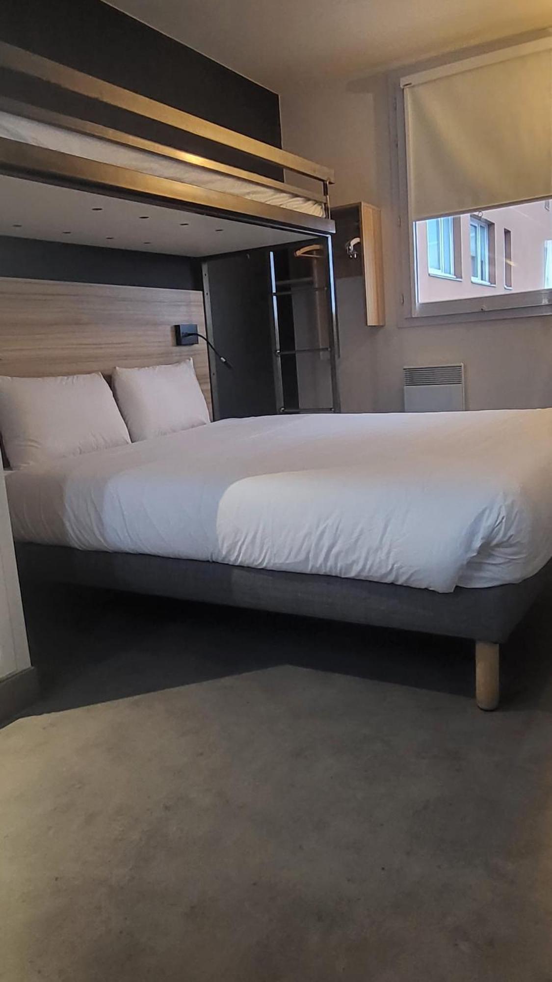Ibis Budget Paris Porte De La Chapelle - Arena Luaran gambar